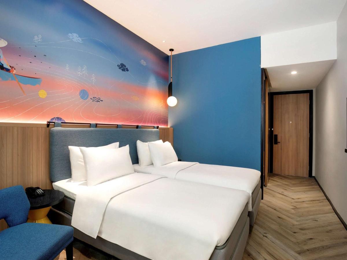 Hotel Ibis Styles Semarang Simpang Lima Exterior foto